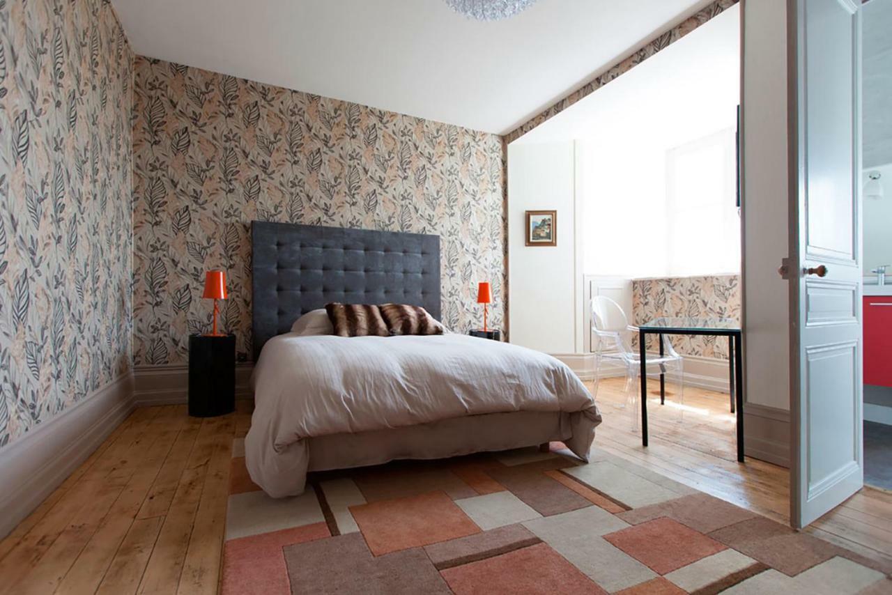Chateau Marieville Bonneuil-Matours Екстериор снимка